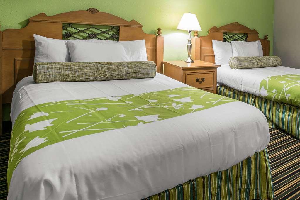 Rodeway Inn & Suites Winter Haven Chain Of Lakes Pokoj fotografie