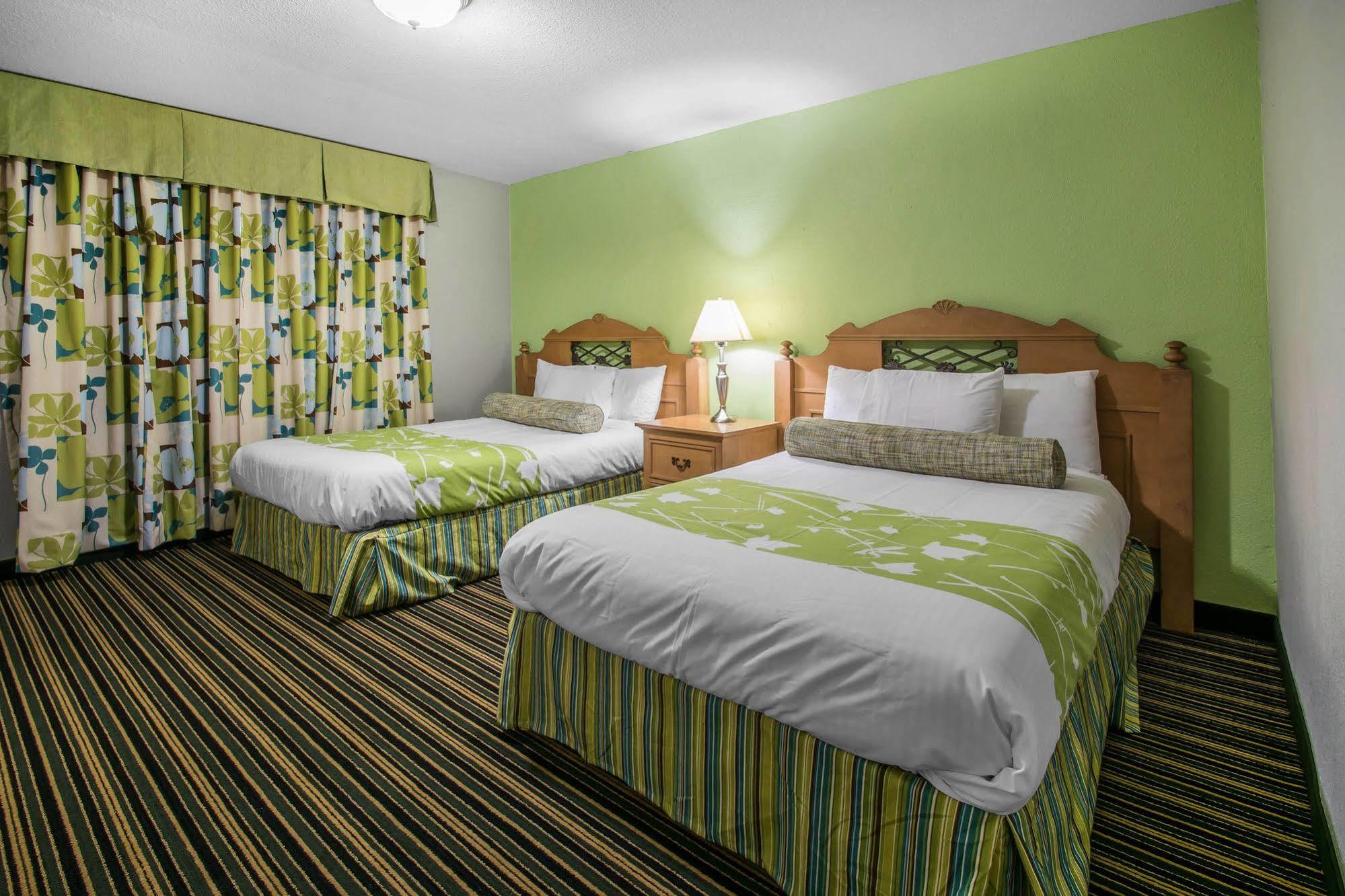 Rodeway Inn & Suites Winter Haven Chain Of Lakes Exteriér fotografie